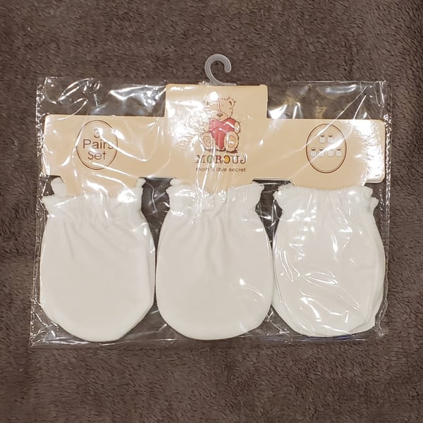 Baby Mittens - Pack of 3 - Age 0 to 3 months - White