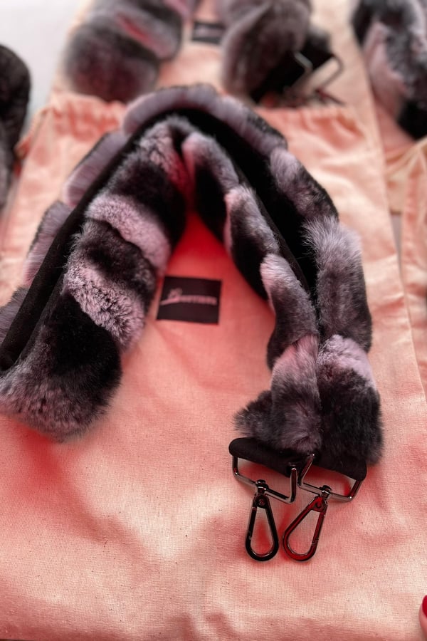 Rex strap bag one side