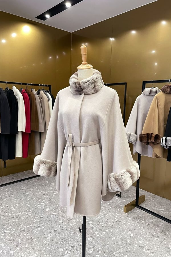 Lora piana cashmere fabric with rex