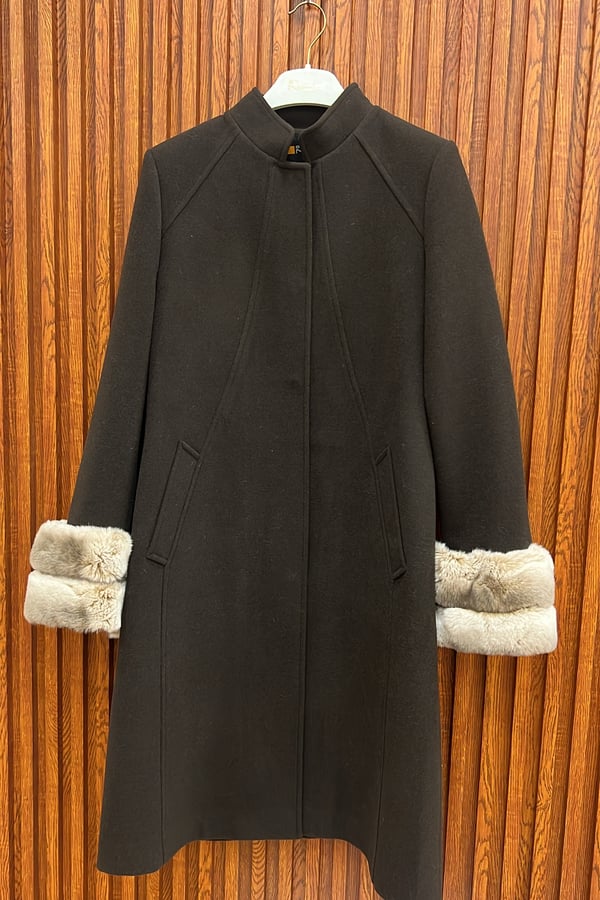 New chocolate cashmere signature with fur rex