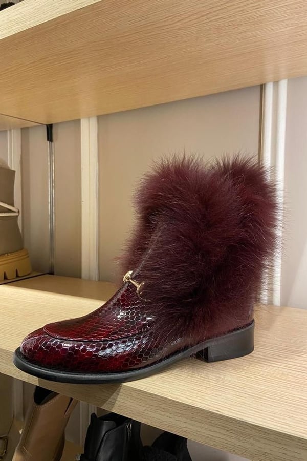 Shoes crochet burgundy with fox fur burgundy 