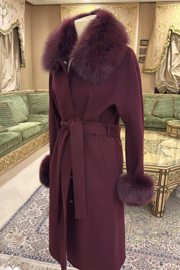 New burgundy fox hand and neck