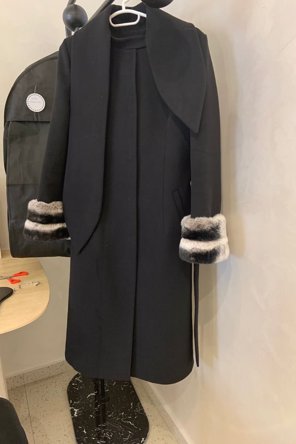 Signature black with scarf and rex fur 2 row